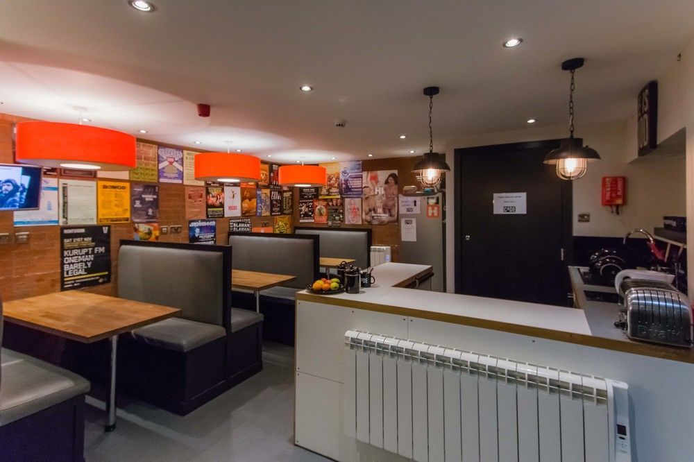 Code Pod - The Loft - Hostal *