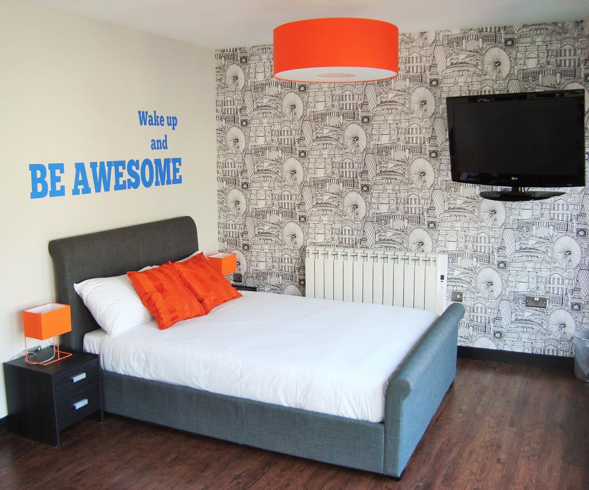Хостел Code Pod - The Loft -